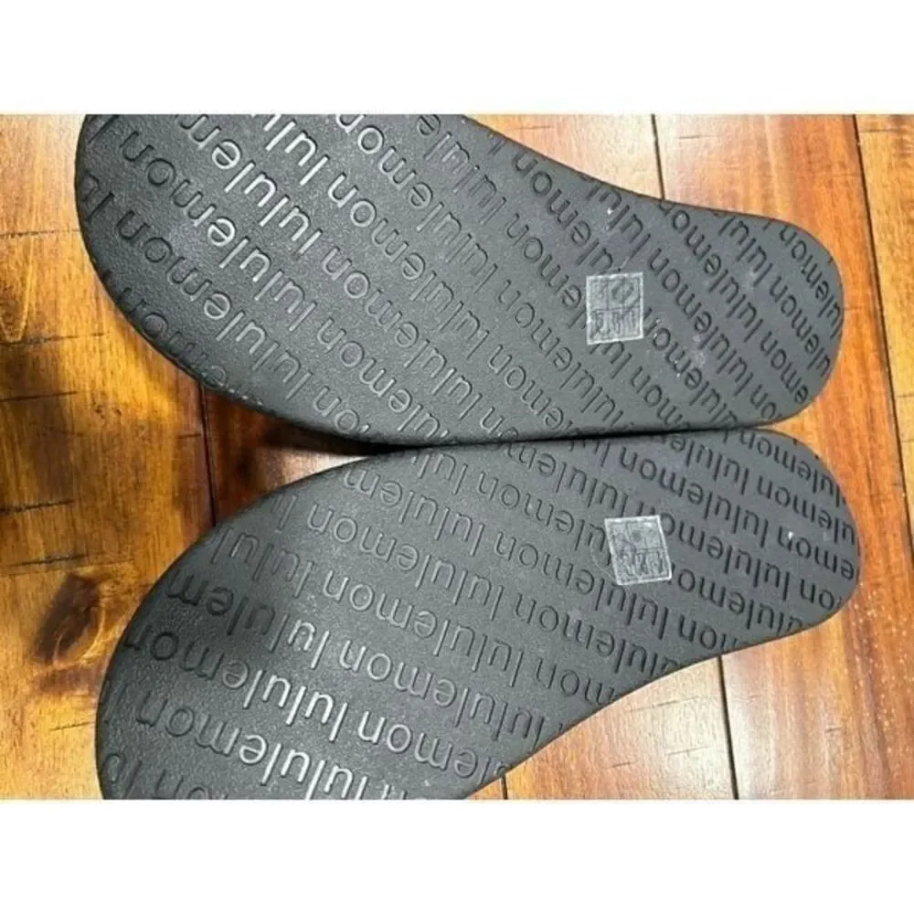 lululemon restfeel slides  9Men